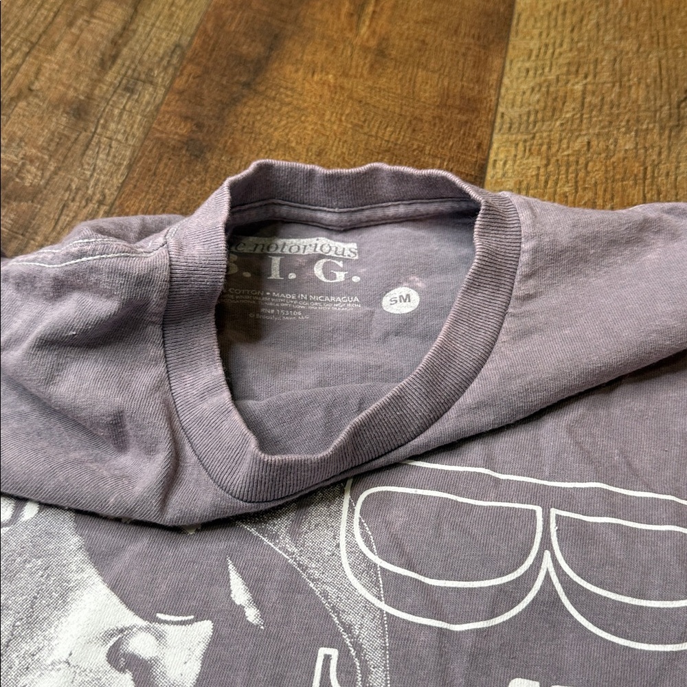 The Notorious B.I.G. Band Tee Distressed size small - Picture 8 of 8